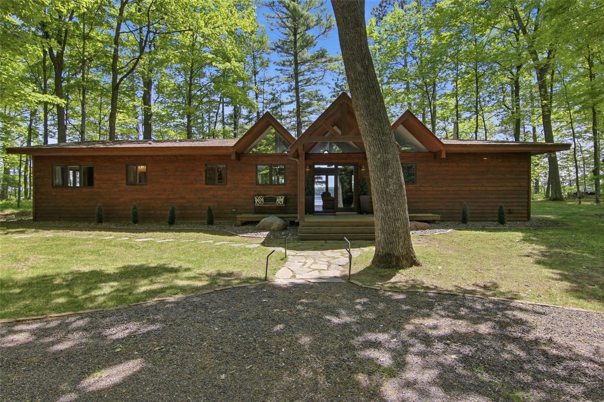 12785 Peninsula Road, Hayward WI 54843 - Residential house for sale - MLS #1605341 - image2