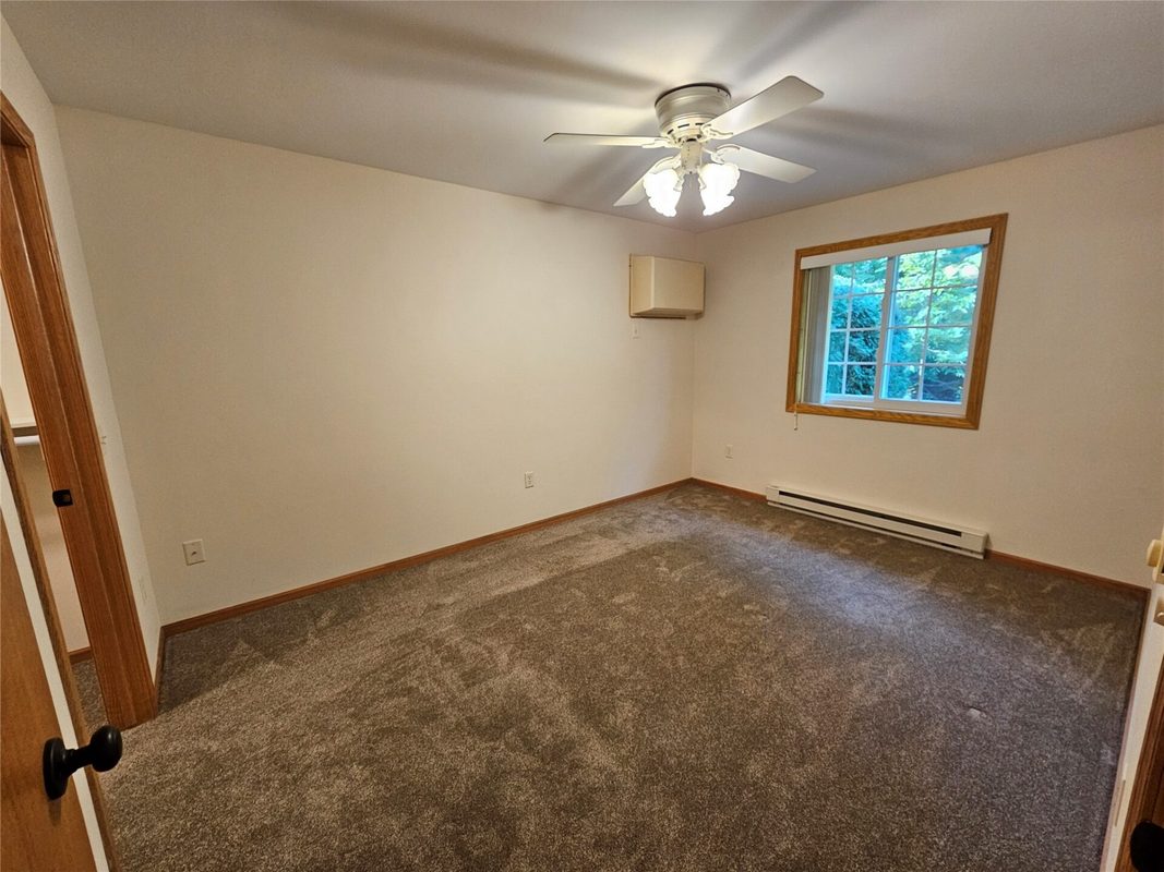 3330 Robin Meadows Lane, Eau Claire WI 54701 - Residential house for sale - MLS #1605117 - image17