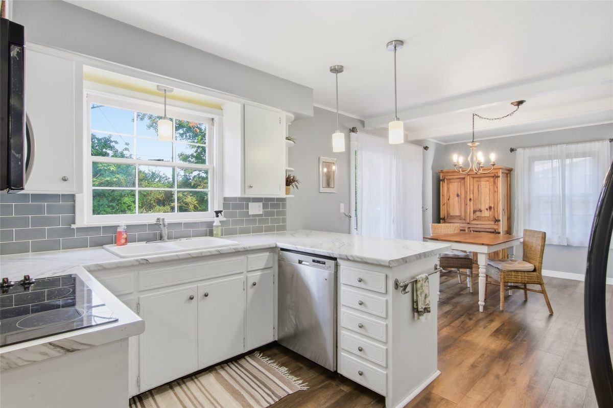 2710 Sherman Street, Eau Claire WI 54701 - Residential house for sale - MLS #1604757 - image9