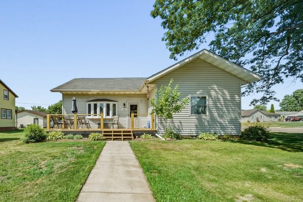 242 2nd Avenue Chippewa Falls WI 54729