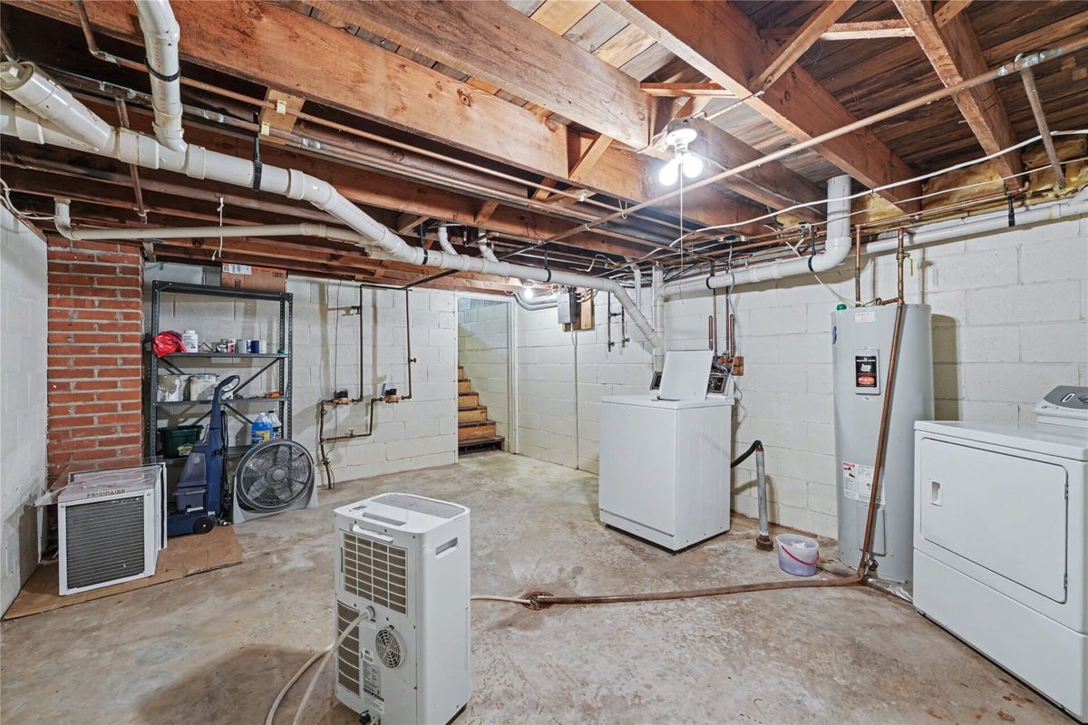 1707 South Street, Eau Claire WI 54701 - CommercialSale house for sale - MLS #1601976 - image35