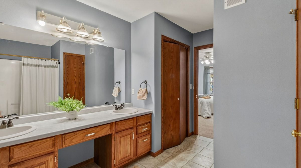 3657 Oak Hill Place, Eau Claire WI 54703 - Residential house for sale - MLS #1605990 - image23