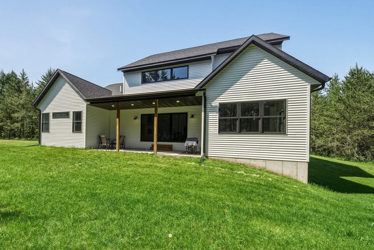 10081 9 Mile Creek Road, Fall Creek WI 54742 - Residential house for sale - MLS #1601601 - image46