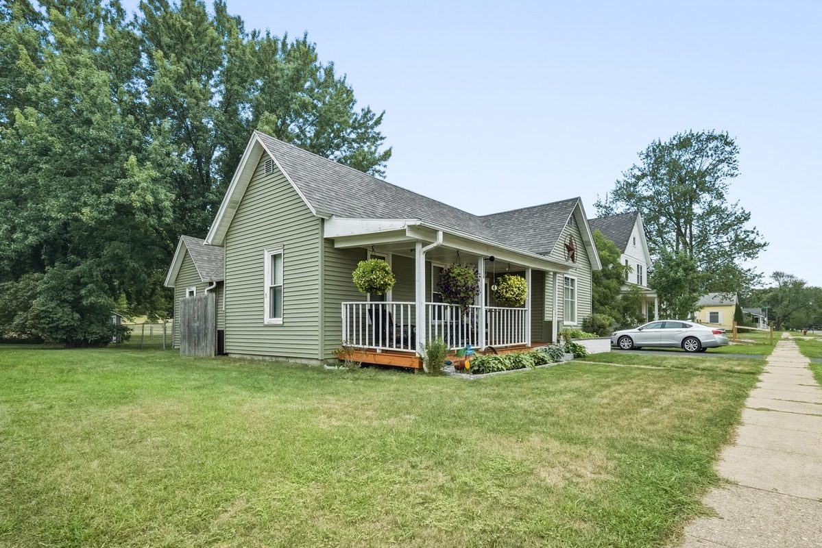 1619 Garfield Avenue, Altoona WI 54720 - Residential house for sale - MLS #1604278 - image3
