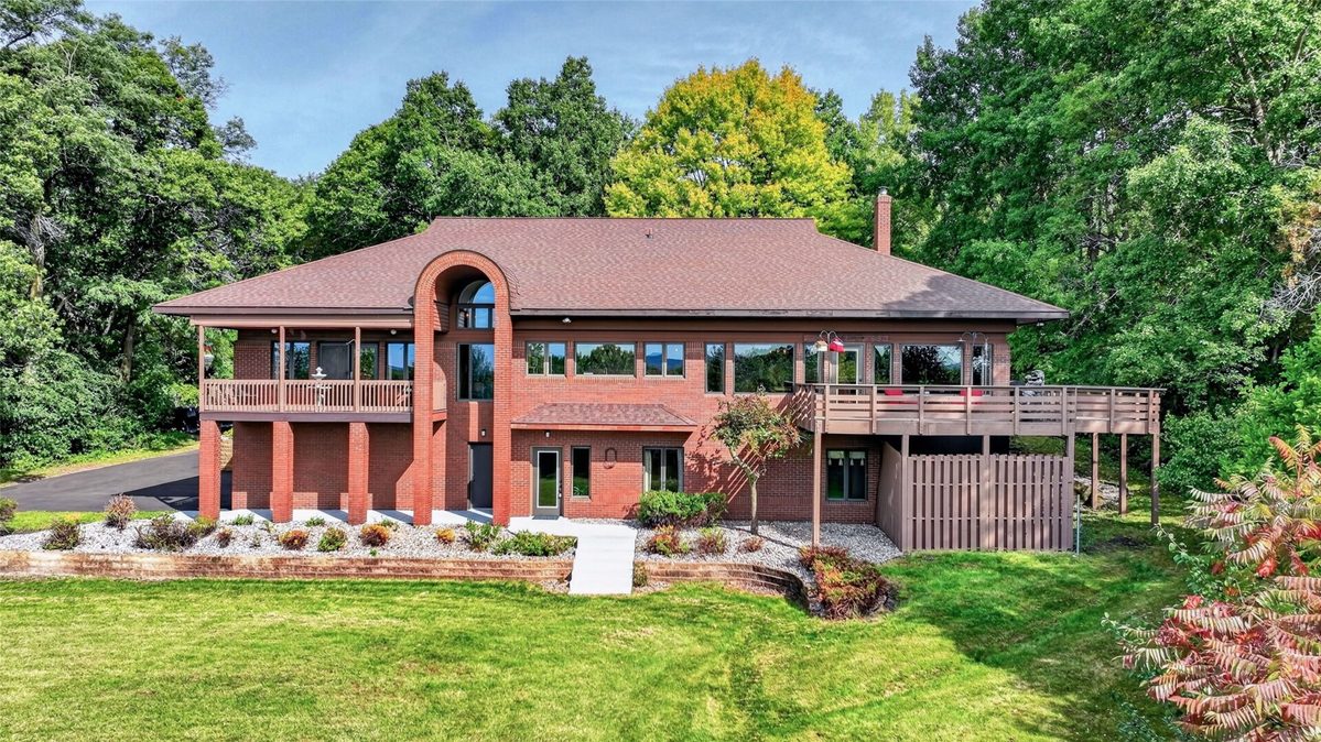 E445 Woodridge Drive, Eau Claire WI 54701 - Residential house for sale - MLS #1605347 - image49