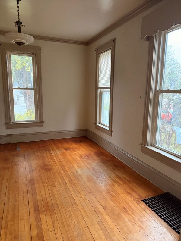 421 Hudson St, Eau Claire WI 54703 - Residential house for sale - MLS #1606012 - image9