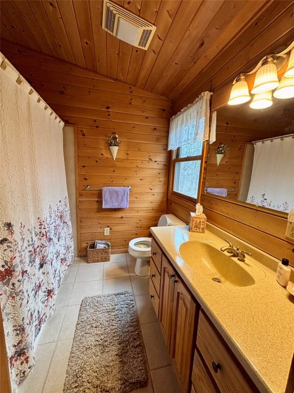 W855 Metcalf Road, Stone Lake, WI