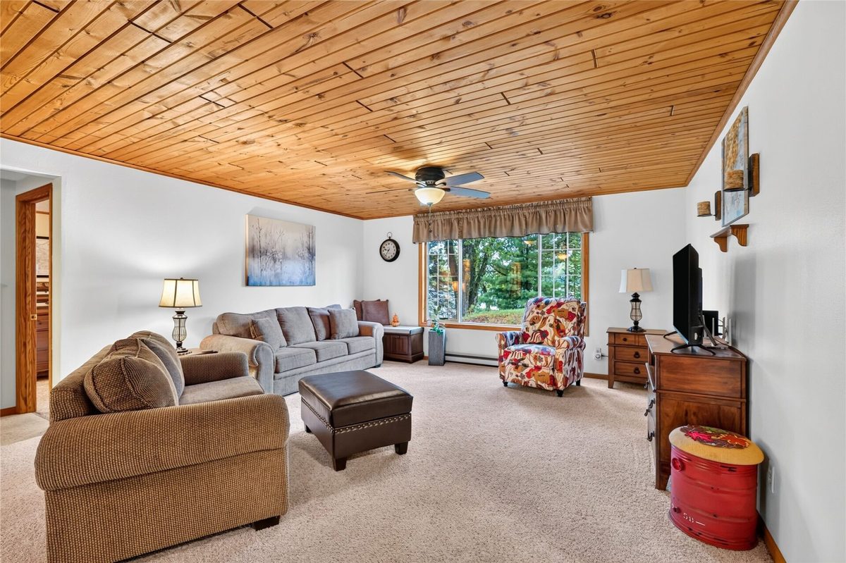 2727 26 7/8 Avenue, Mikana WI 54857 - Residential house for sale - MLS #1604995 - image8