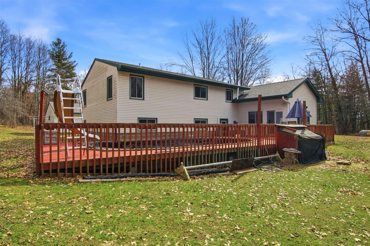 S8280 Lowes Creek Road, Eau Claire WI 54701 - Residential house for sale - MLS #1604237 - image5