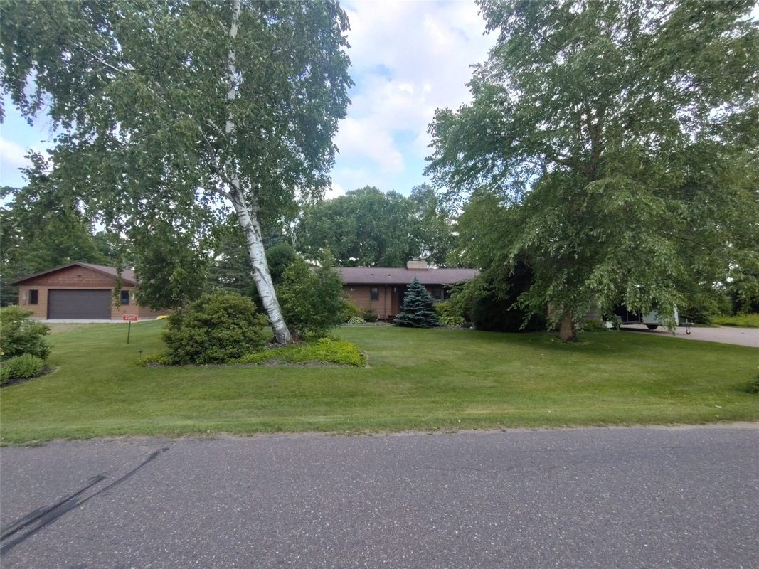2209 21st Street, Rice Lake WI 54868 - Residential house for sale - MLS #1602836 - image2