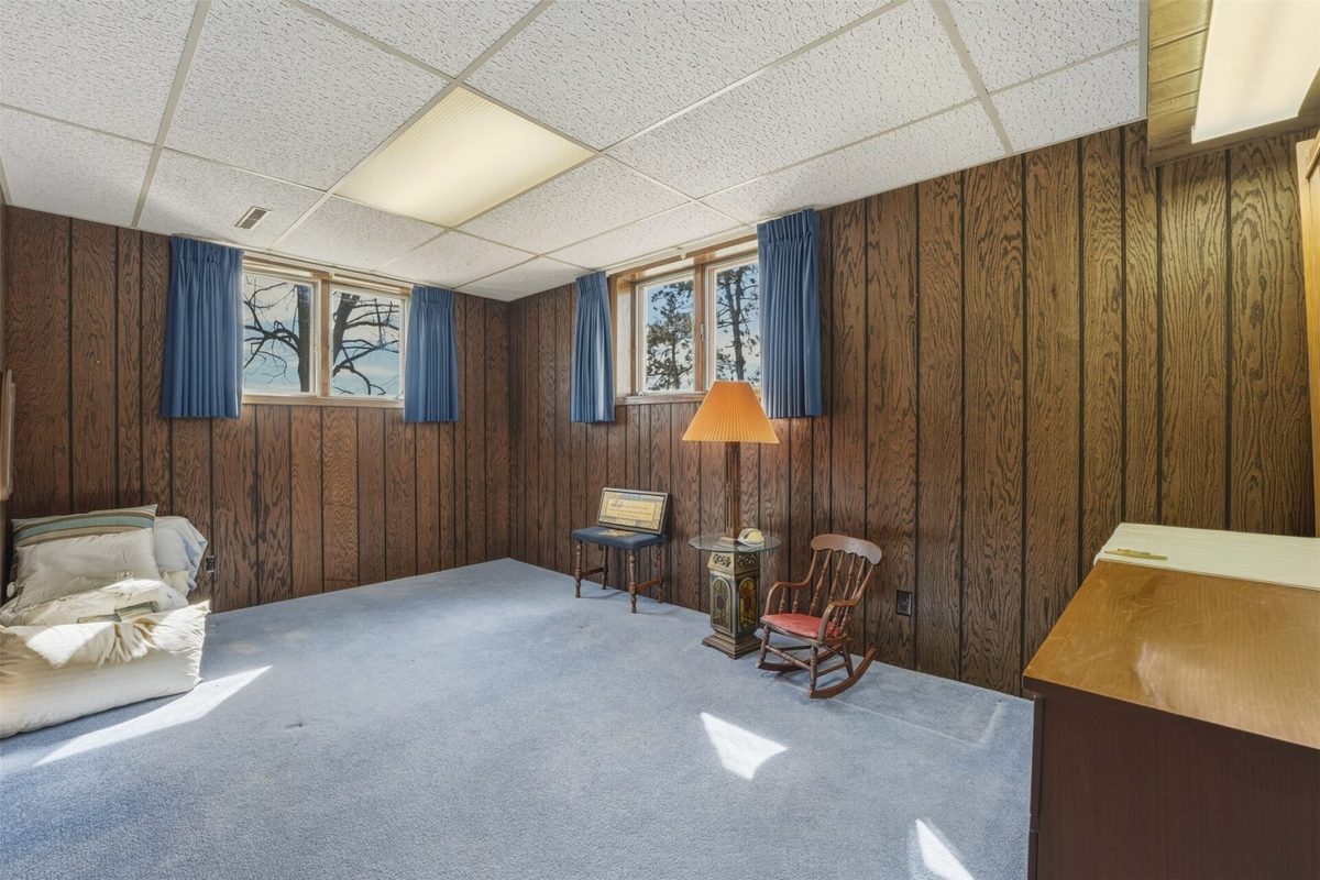 4731 N Clairemont Avenue, Eau Claire, WI — photo 23