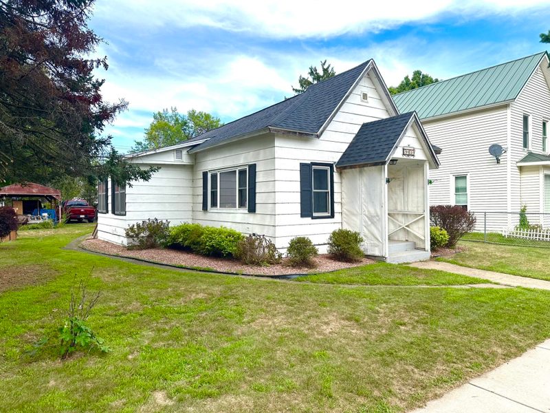 1021 E La Salle Avenue