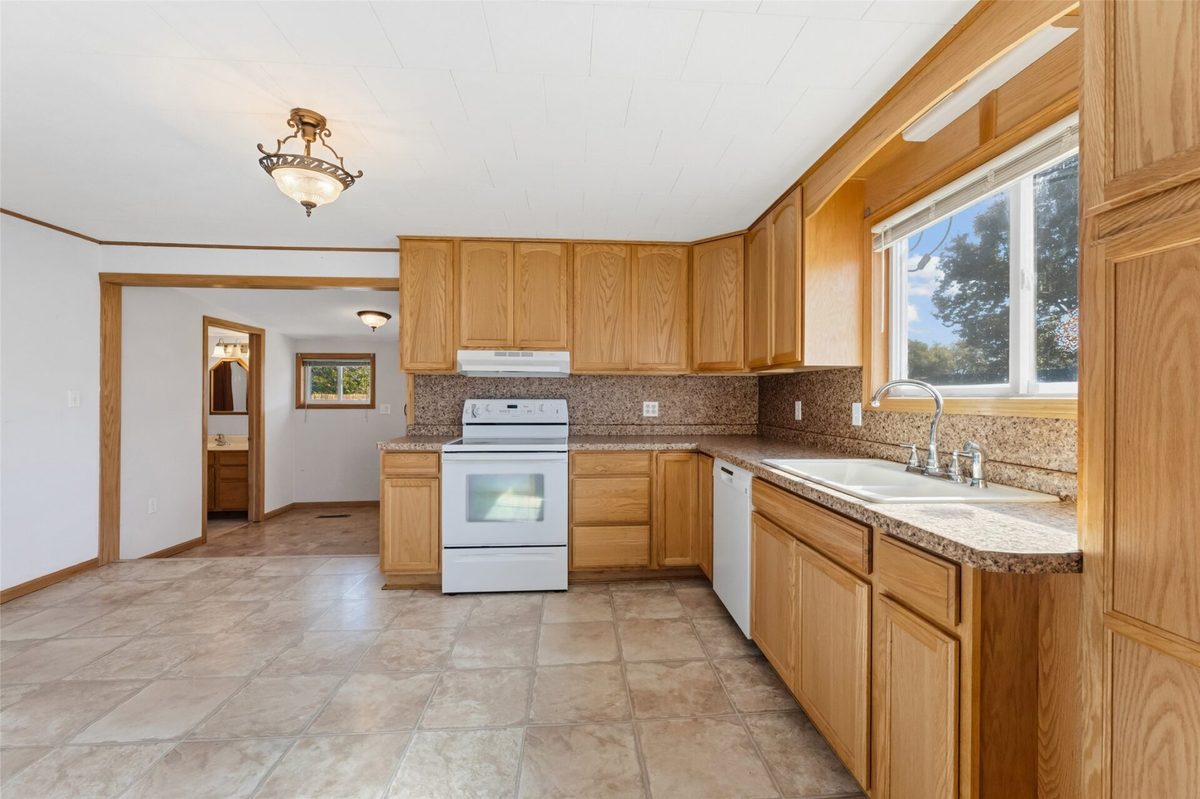 319 Peterson Avenue, Blair WI 54616 - Residential house for sale - MLS #1605869 - image6
