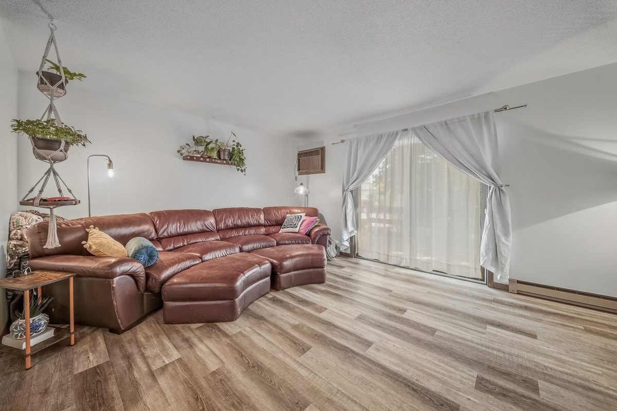303 Harvest Lane, Altoona WI 54720 - Residential house for sale - MLS #1605123 - image10