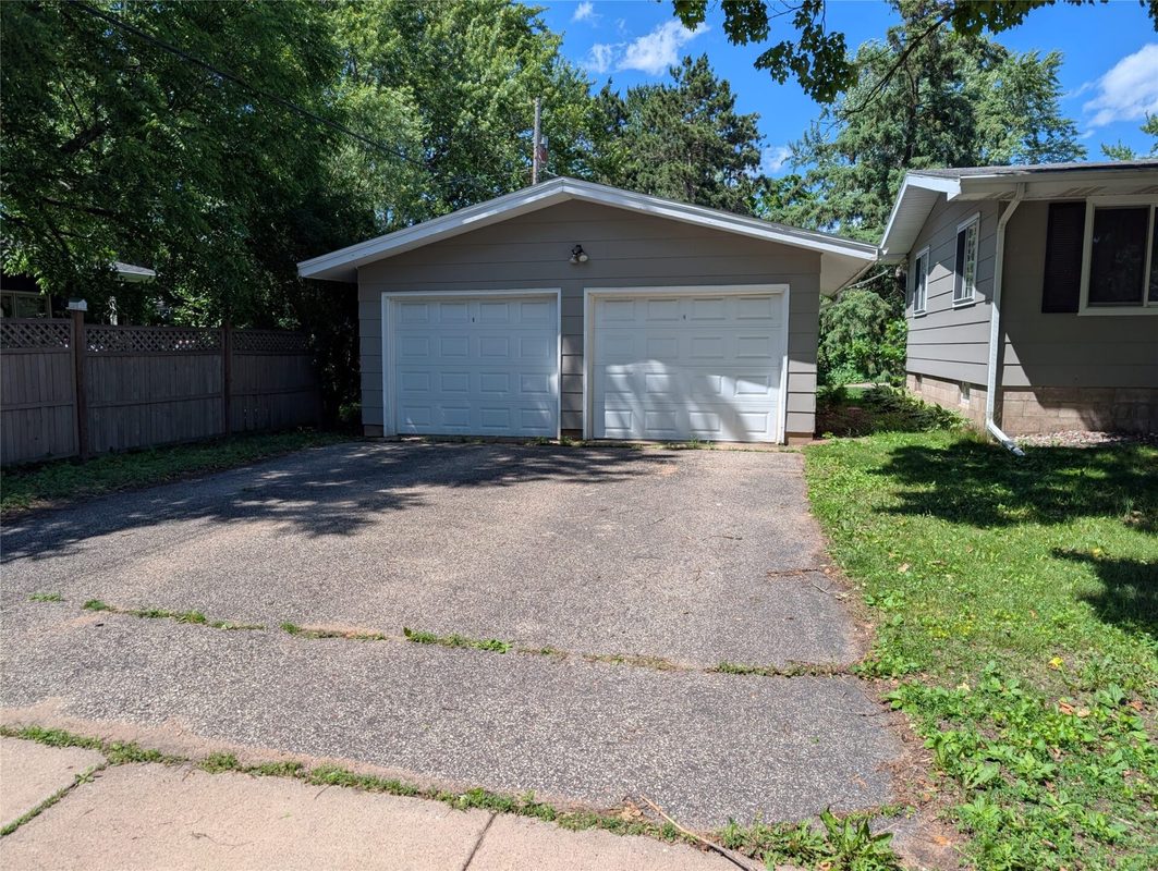 2514/2516 Skeels Avenue, Eau Claire WI 54701 - ResidentialIncome house for sale - MLS #1602313 - image4