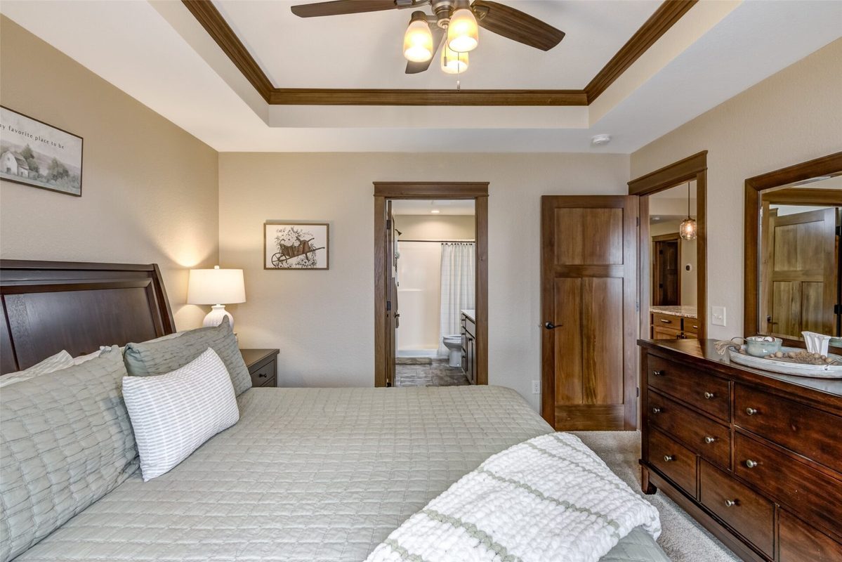 5609 Green Park Drive, Eau Claire, WI — photo 13