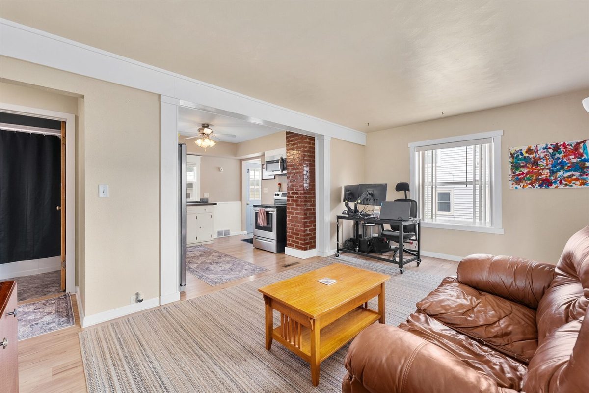 1124 Briggs Avenue, Eau Claire WI 54703 - Residential house for sale - MLS #1603344 - image11