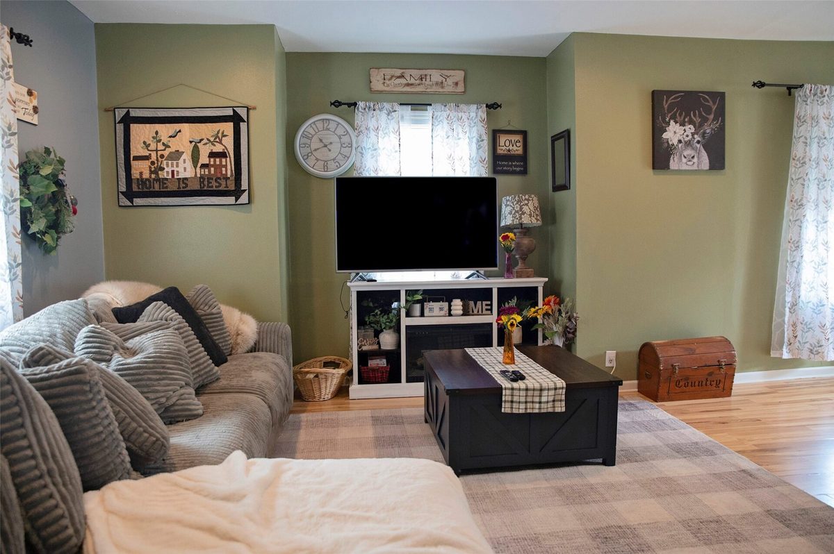 13401 Thomas Street, Osseo WI 54758 - Residential house for sale - MLS #1603497 - image15