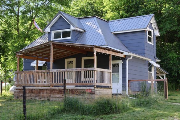 115 4th Avenue, Cashton WI 54619 - Residential house for sale - MLS #1603316 - image1