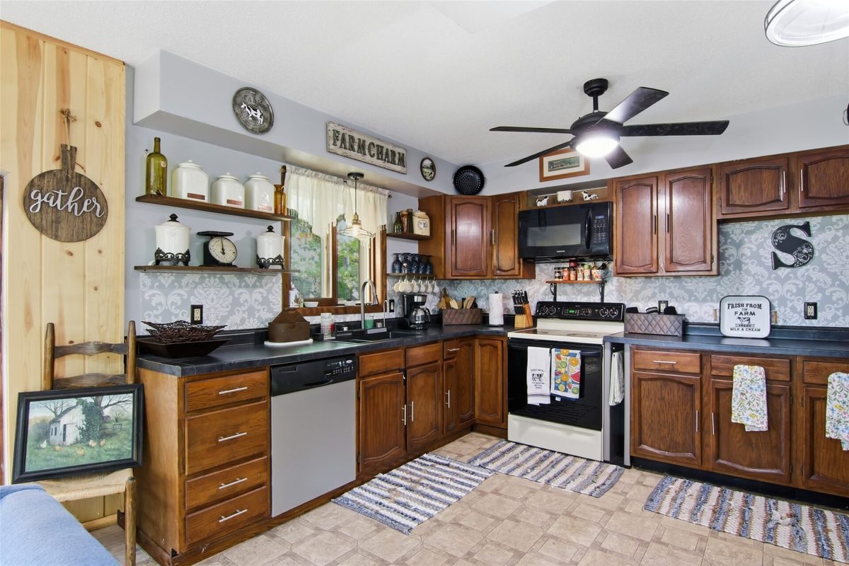 15687 Hwy 27, Cadott WI 54727 - Residential house for sale - MLS #1604530 - image21