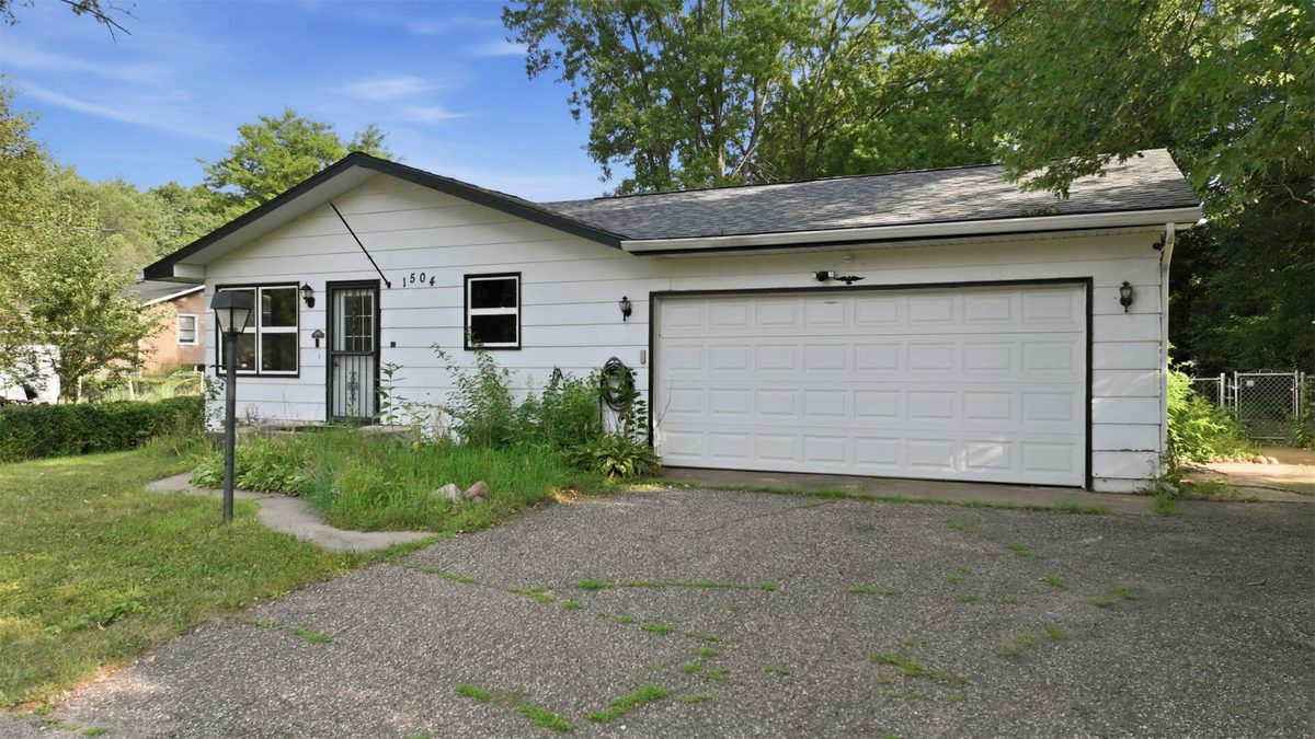 1504 Folsom Street, Eau Claire WI 54703 - Residential house for sale - MLS #1605663 - image2