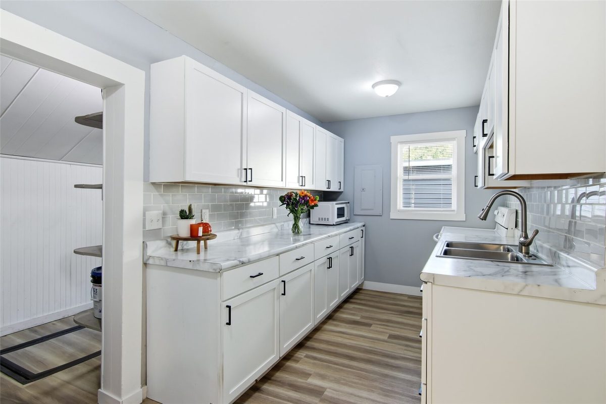 2015 2nd Street, Eau Claire WI 54703 - Residential house for sale - MLS #1605608 - image6