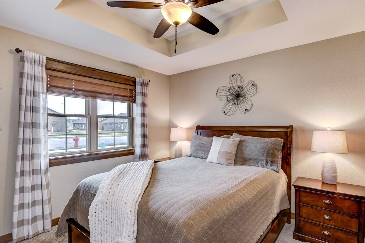 5609 Green Park Drive, Eau Claire, WI — photo 17