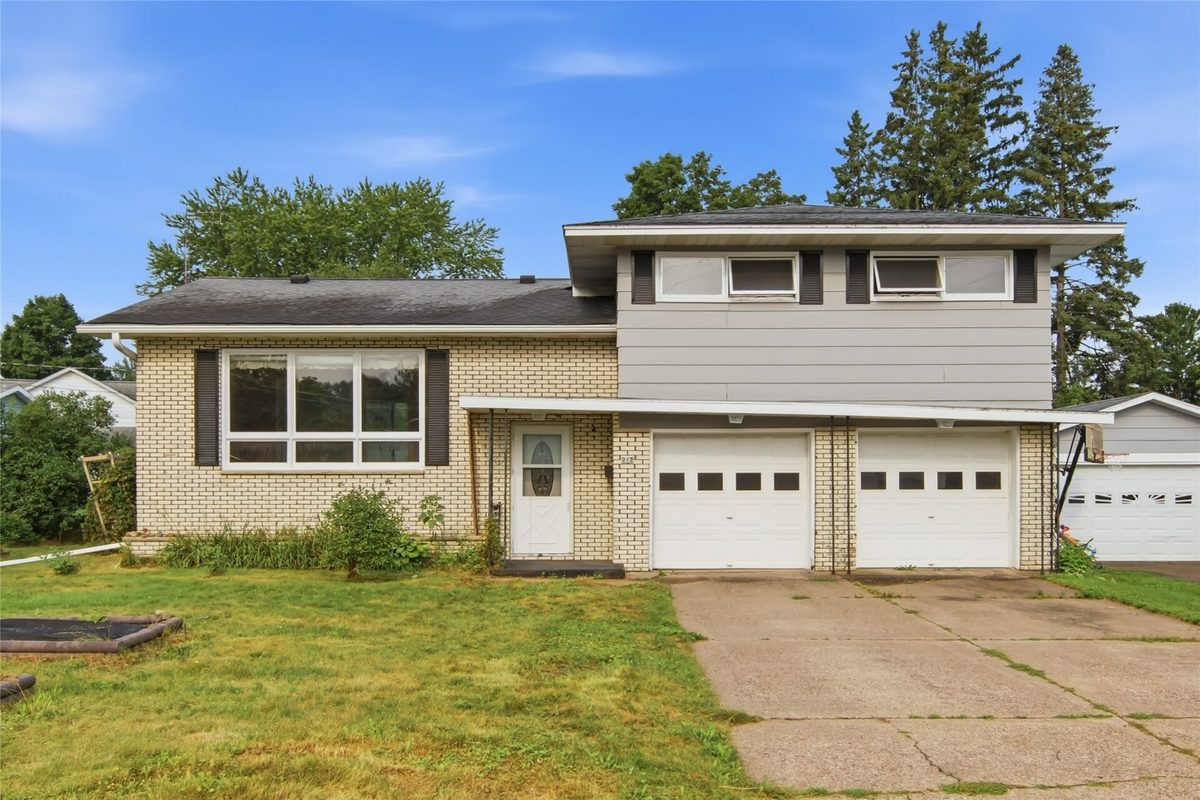 217 Poplar Street, Cadott WI 54727 - Residential house for sale - MLS #1603819 - image2