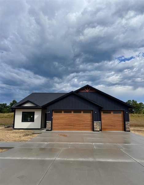 6804 Buck Tail Drive
