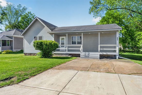 219 Spruce Street, Spooner WI 54801 - Residential house for sale - MLS #1602653 - image1