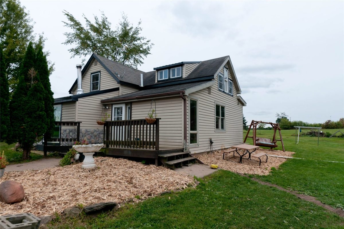 986 9th Street, Barron WI 54812 - Farm house for sale - MLS #1605580 - image4