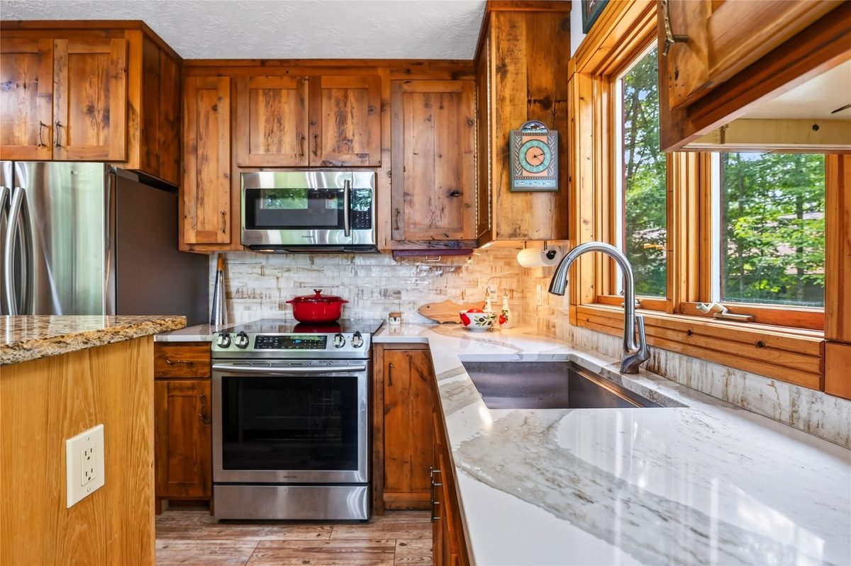 11288 Quail Lane, Hayward WI 54843 - Residential house for sale - MLS #1604012 - image15