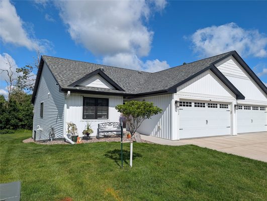 4852 Waylon Street Eau Claire WI 54703
