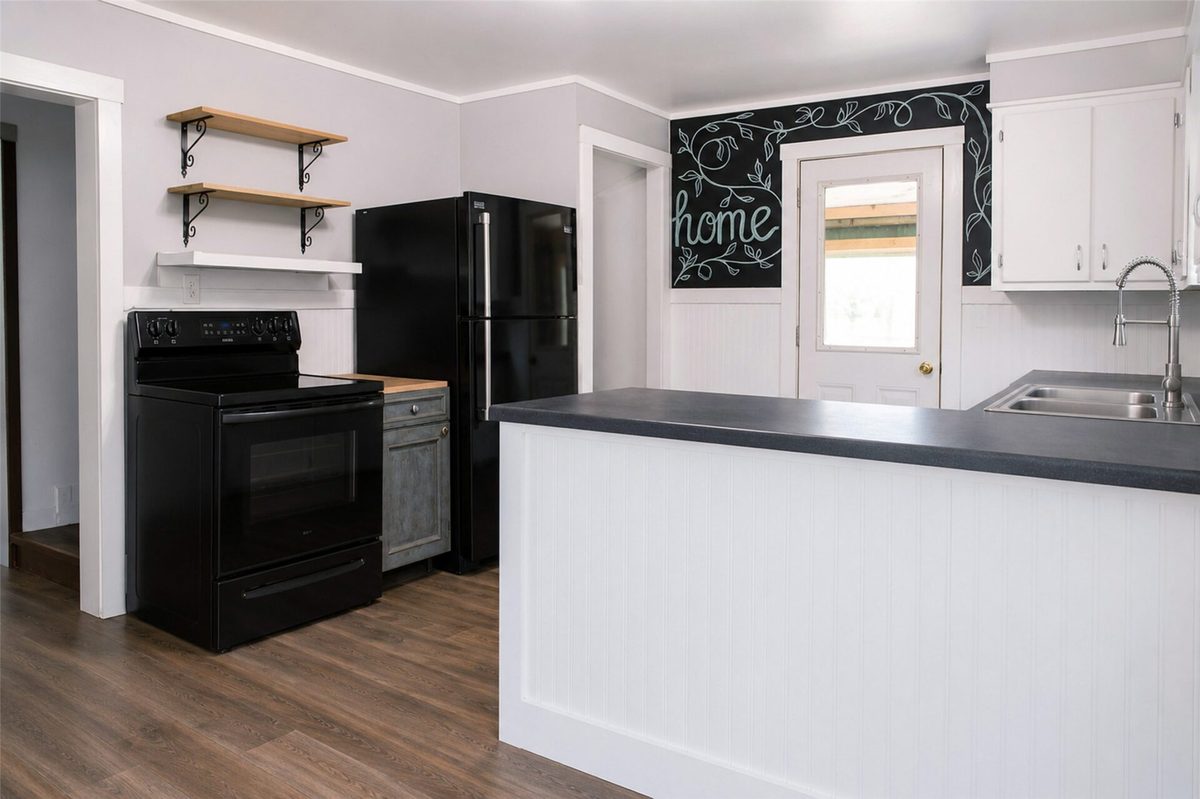 1015 Sheridan Road, Eau Claire WI 54703 - Residential house for sale - MLS #1603466 - image3