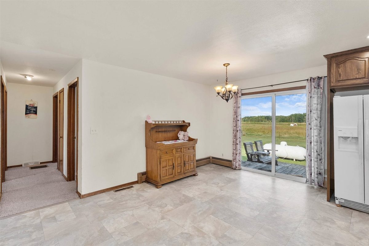 N16304 State Road 73, Thorp WI 54771 - Residential house for sale - MLS #1604759 - image11