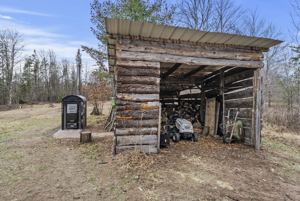 25445 Spaulding Road, Grantsburg, WI