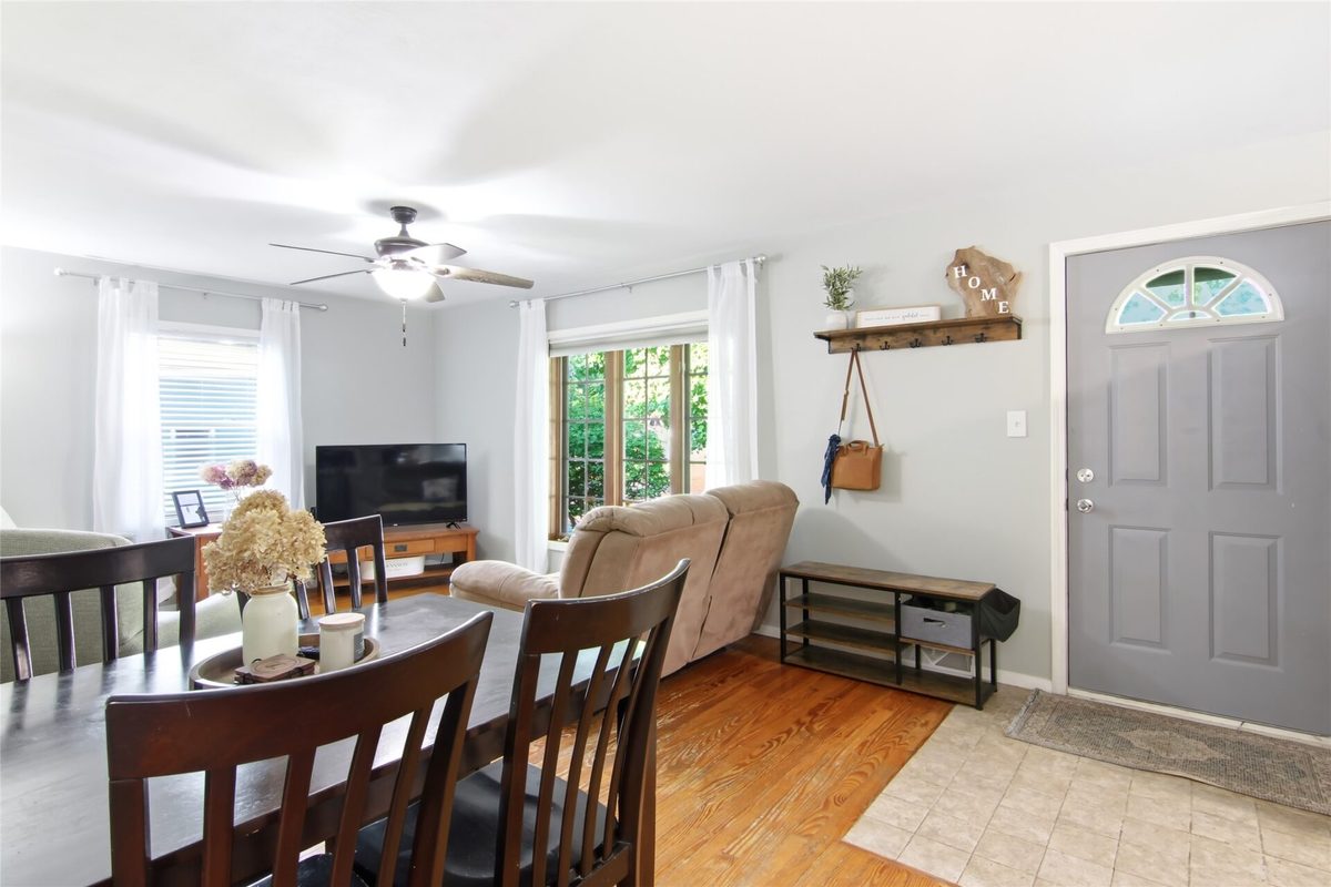 1608 Douglas Street, Menomonie WI 54751 - Residential house for sale - MLS #1603337 - image16