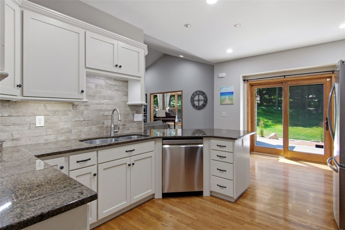 W245 Woodridge Drive, Eau Claire WI 54701 - Residential house for sale - MLS #1602701 - image12