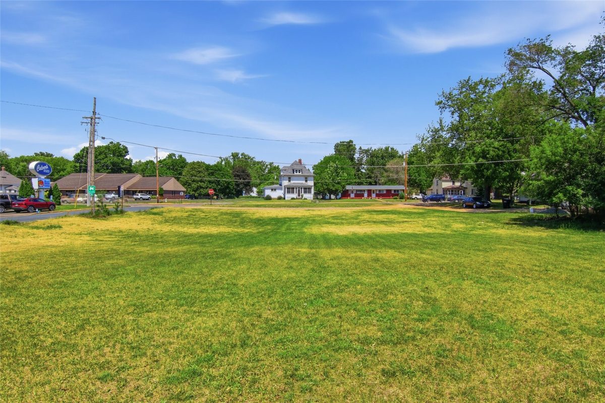 1406 Stout Road, Menomonie, WI