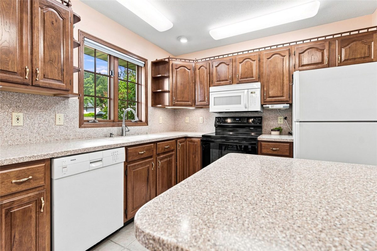 1119 Thompson Drive, Altoona WI 54720 - Residential house for sale - MLS #1604109 - image6