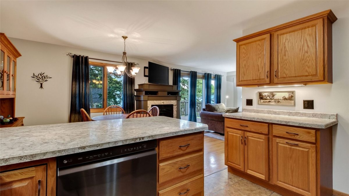 1107 Knollwood Trail, Altoona WI 54720 - Residential house for sale - MLS #1604848 - image9