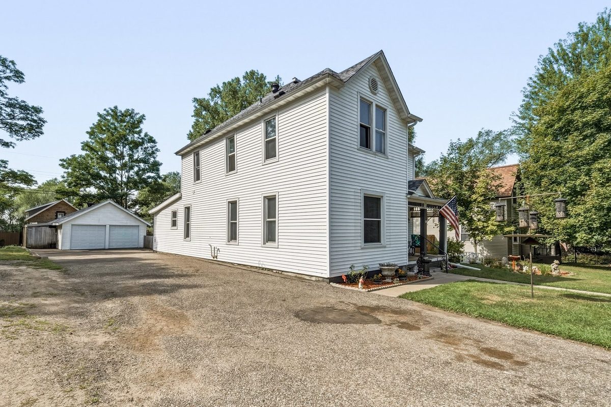 1551 Madison Street, Eau Claire WI 54703 - Residential house for sale - MLS #1604339 - image37