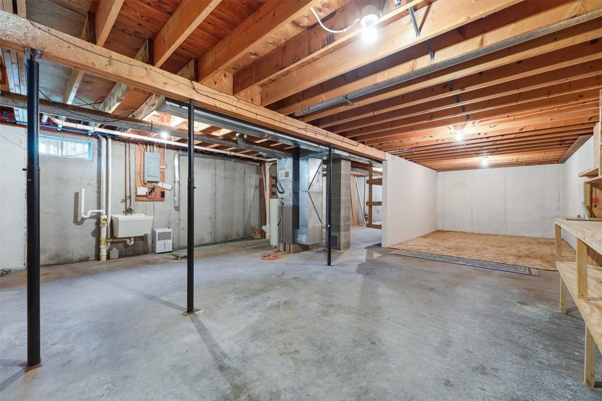 280 N 3rd Avenue, Gilman, WI