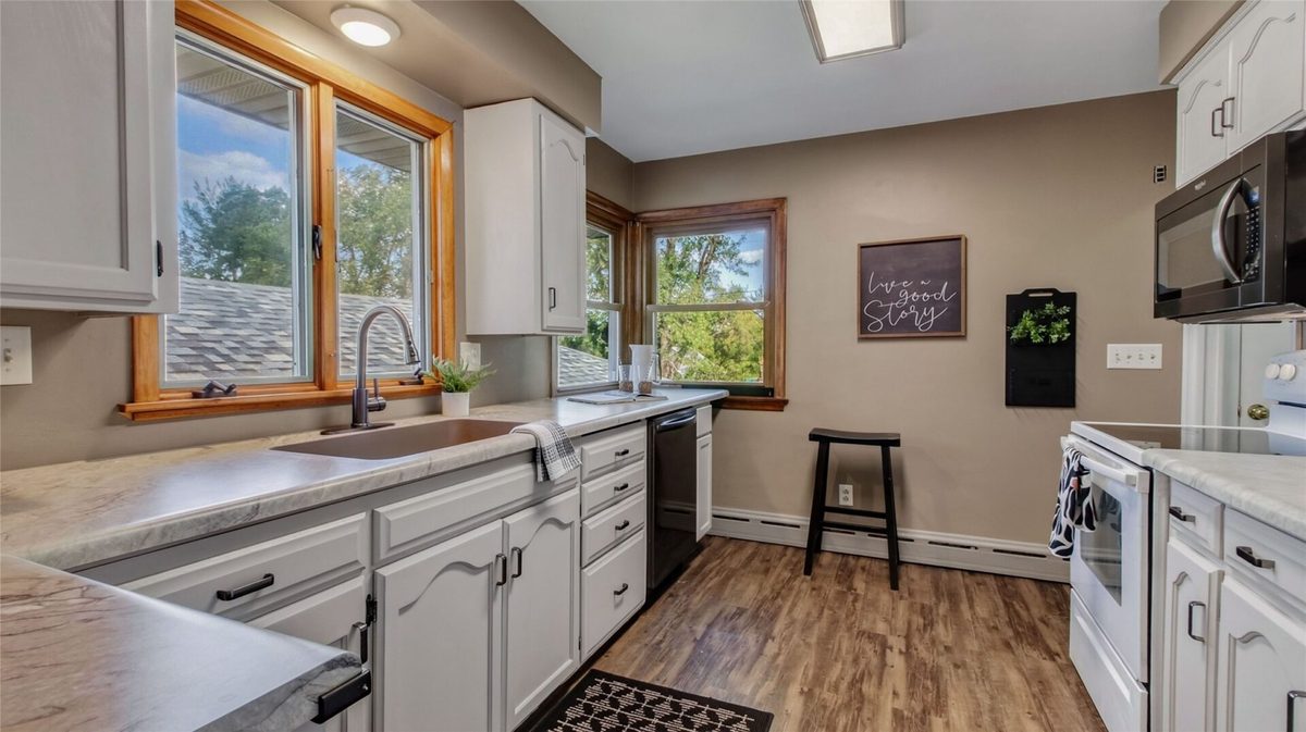 2137 14th Street, Eau Claire WI 54703 - Residential house for sale - MLS #1605357 - image6