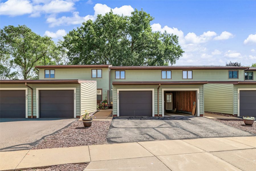 2737 Morningside Drive