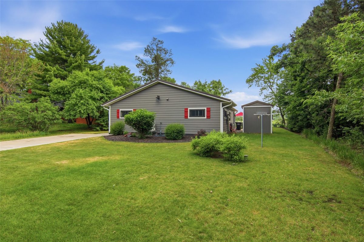 E6699 841st Avenue, Colfax, WI