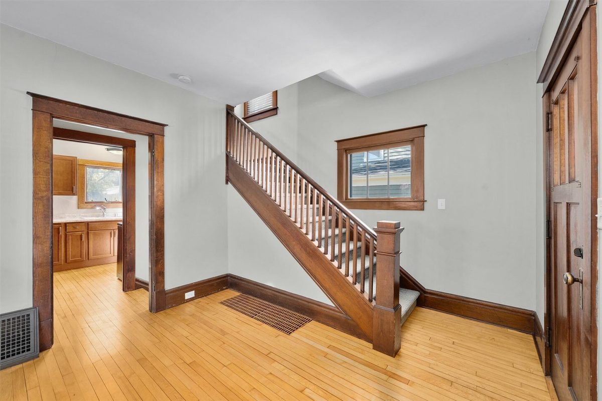 233 Garfield Avenue, Eau Claire WI 54701 - Residential house for sale - MLS #1606145 - image15