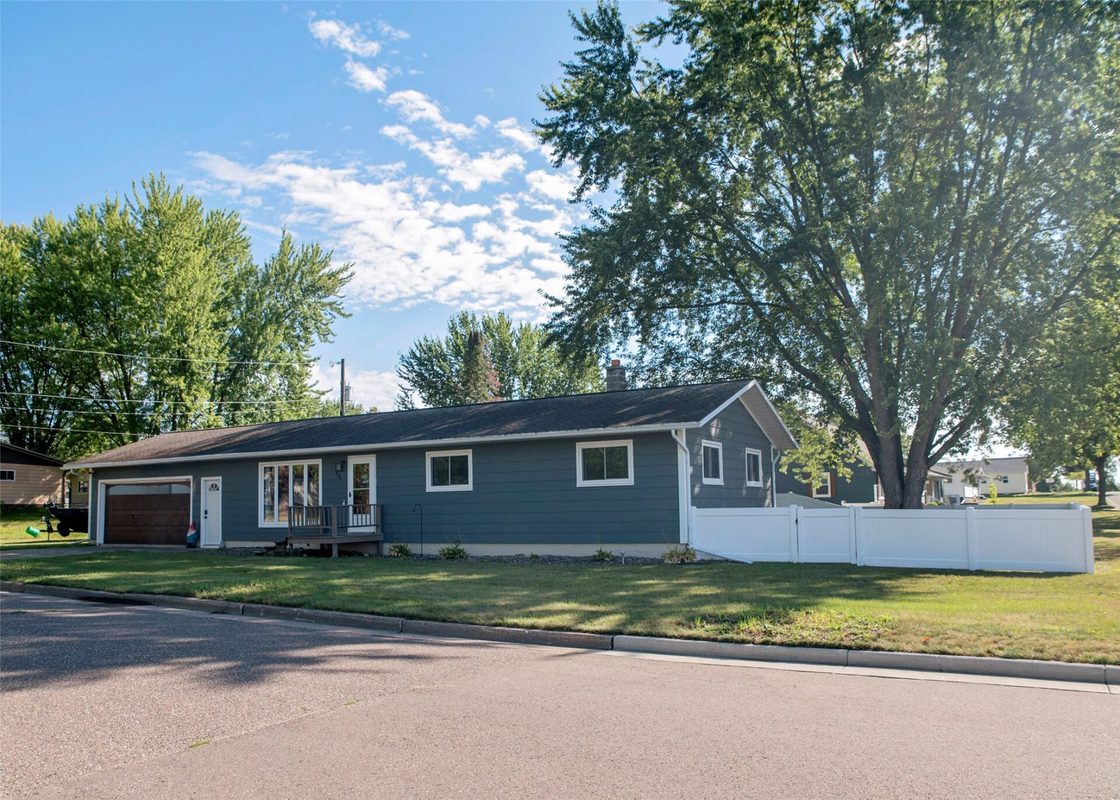 516 Priddy Street, Bloomer WI 54724 - Residential house for sale - MLS #1604474 - image2