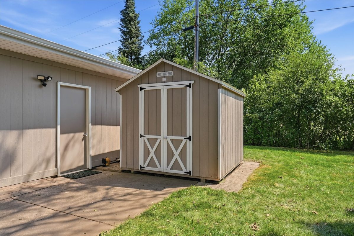 1105 Barry Avenue, Eau Claire WI 54701 - Residential house for sale - MLS #1603728 - image26