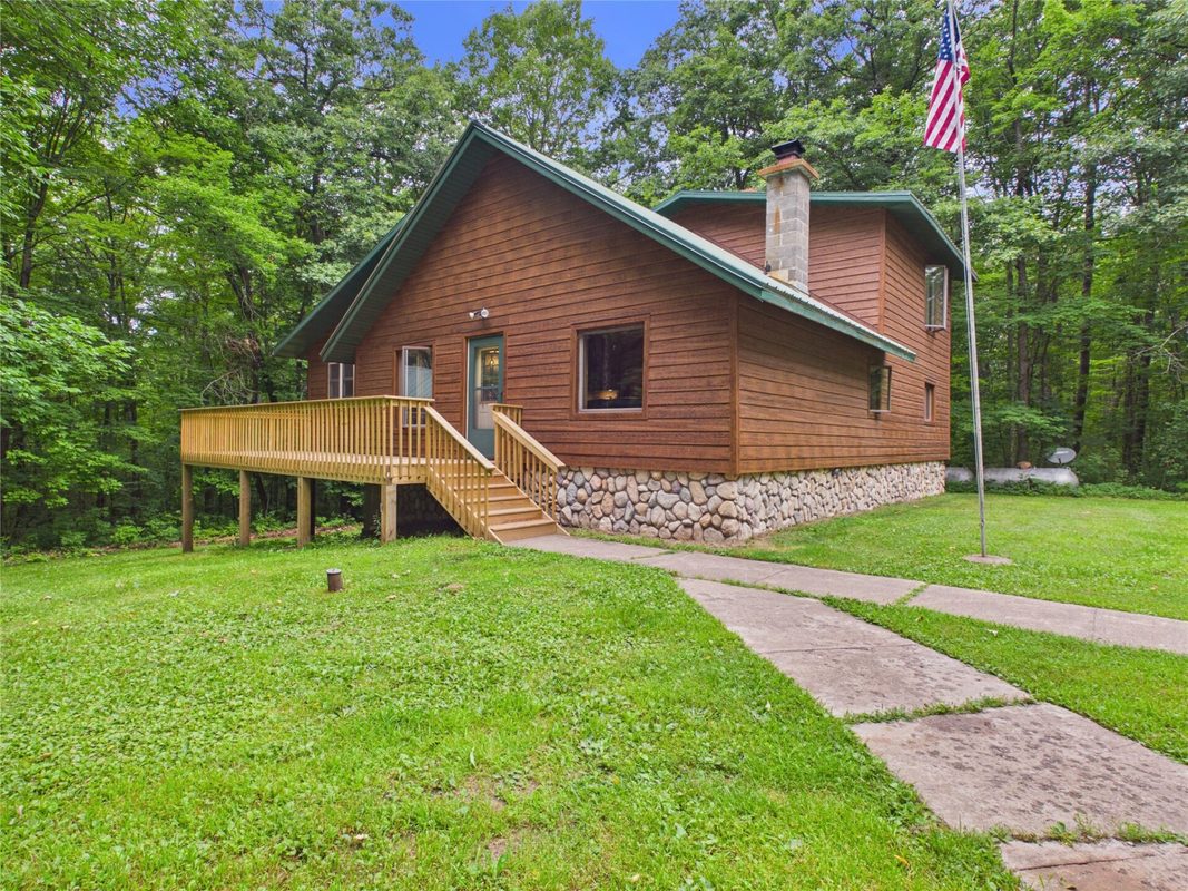 N 5543 County Highway BB, Stone Lake WI 54876 - Residential house for sale - MLS #1601238 - image1